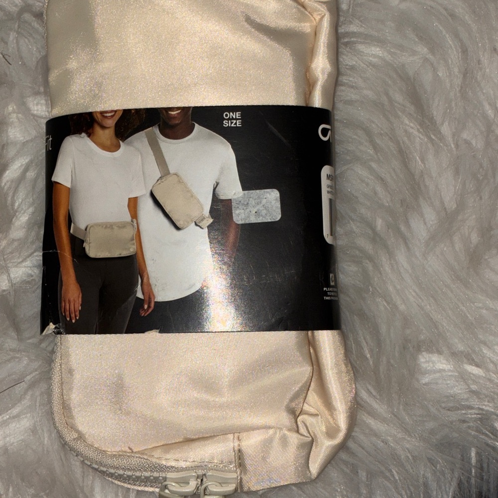 NWT GAP Cream Belt Bag